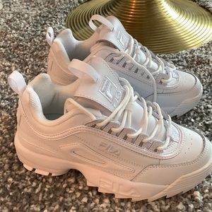 NEW! Puma Disruptor ll white size 6.5